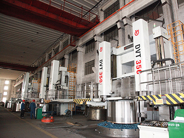 數(shù)控雙柱立式車(chē)床（四臺(tái)分別是Φ5m、Φ5m、Φ3.5m、Φ2.5m）